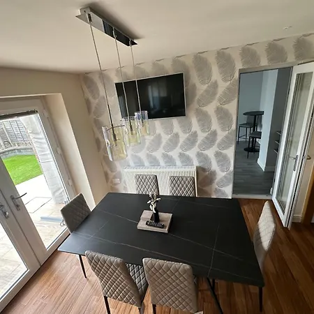 Modern Hot Tub 3 Bed Keswick (Cumbria)